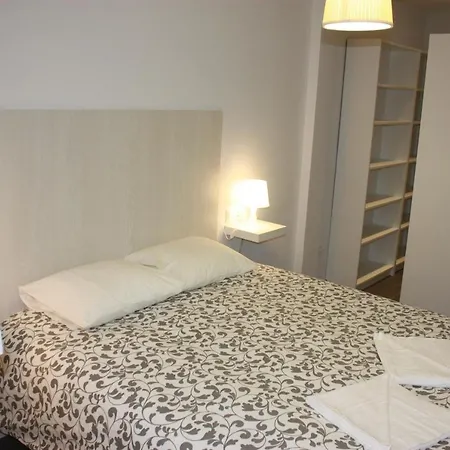 Vive En Almendra Medieval C60 * Vitoria-Gasteiz